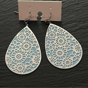 Boho Teardrop Dangle Statement Earrings Blue Silver Floral Print NWOT